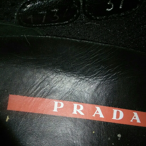 Prada Low Top Men's Shoes - Picture 3 of 8
